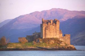 Das Eilan Donan Castle in den Highlands