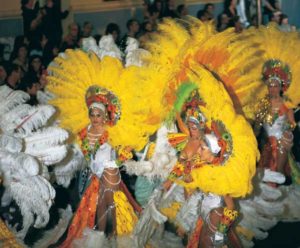 Teneriffa ist für seine farbenfrohen Karnevalsfeiern berühmt