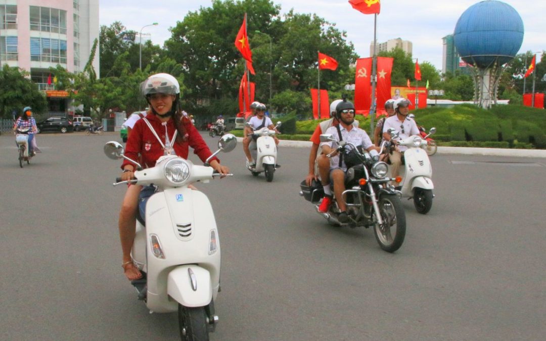 Geführte Vespa-Touren durch Cam Ranh in Vietnam