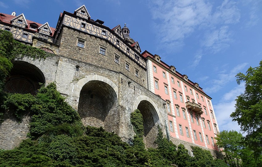 Neue Touristentrasse 50 Meter unter dem Schloss Fürstenstein
