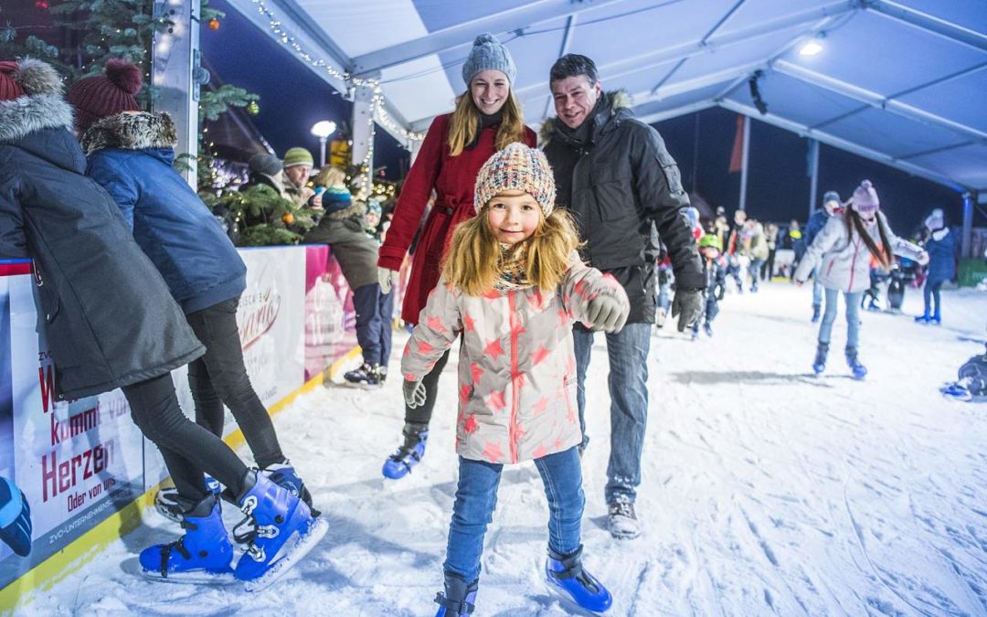 Eisbahn am Neustädter Hafen – Hafenheimat on Ice