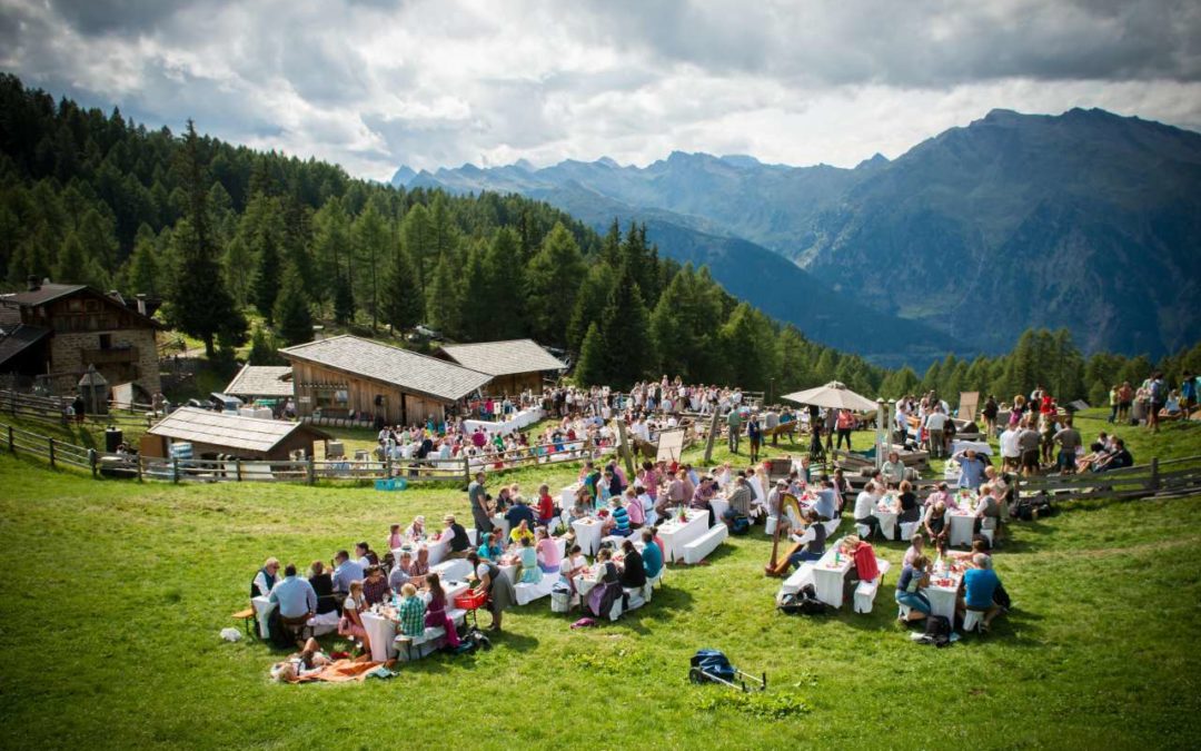 Open-Air-Gourmet-Event auf 1.800 Metern auf der Gompm Alm