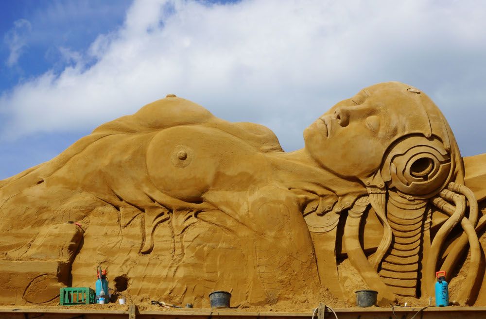 Überdimensionale Sandfigur Sandskulpturenfestival Søndervig