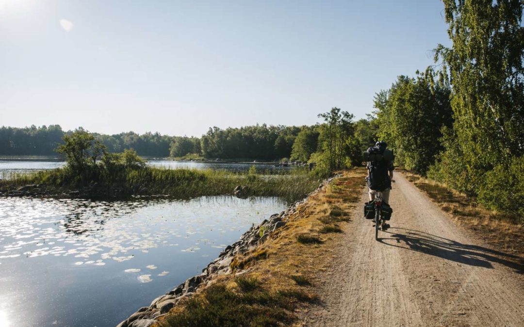 Mit dem E-Bike um den See Åsnen in Småland