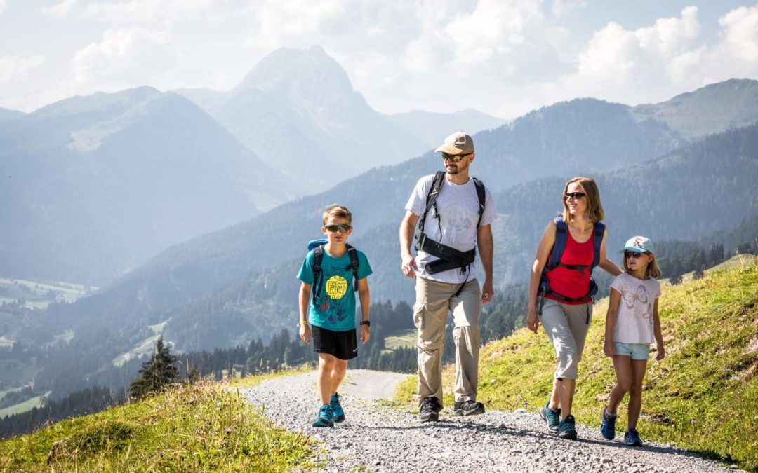 Familienwandern mit Rundum-sorglos-Paket in den Kitzbüheler Alpen